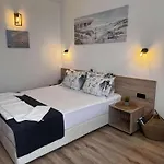 Apartament студия 310 и 312 на първа линия Czernomorec