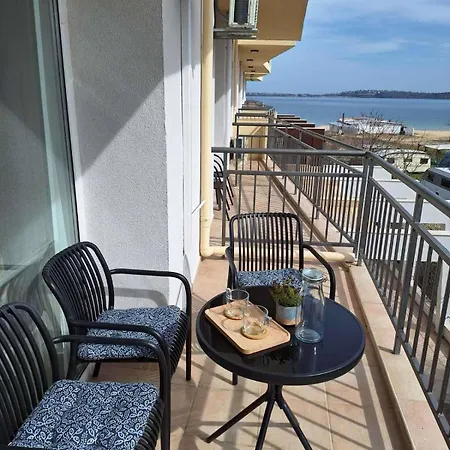 Apartman студио 310 на първа линия Csernomorec