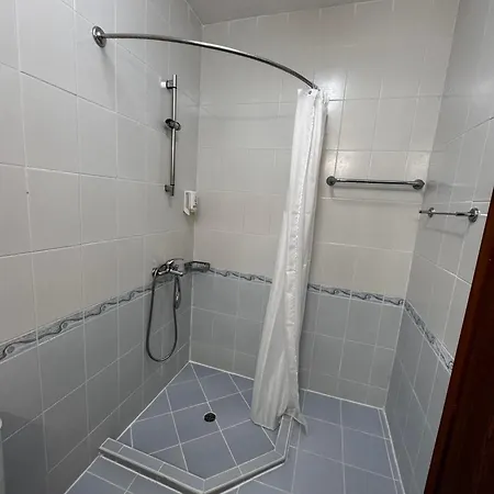 студия 310 и 312 на първа линия *