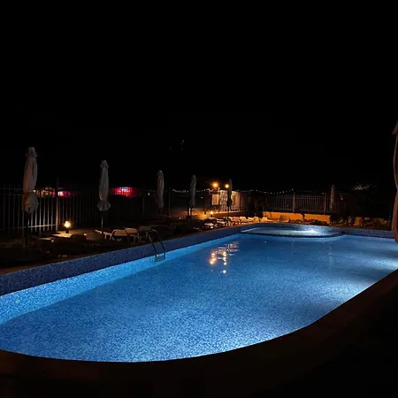 Lägenhet студио 310 на първа линия