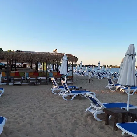 студия 310 и 312 на първа линия *